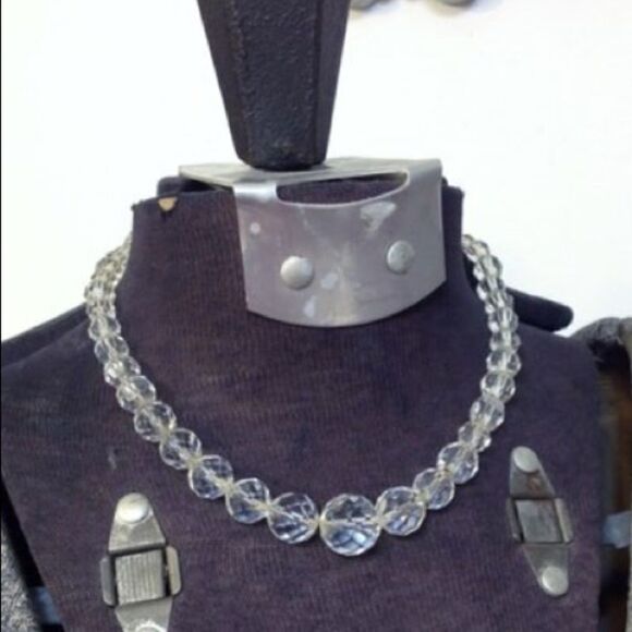 𝅺vintage 1920’s Old Hollywood Glass Necklace - Picture 3 of 5